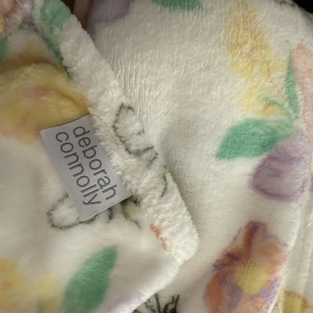 Floral Bee Throw Blanket - White and Multicolor - Picture 5 of 6